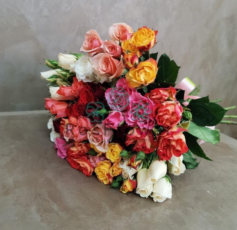 Букет цветов из: Розы в Стекольный