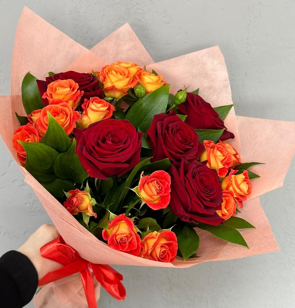 Букет Любовь и восторг в Стекольный