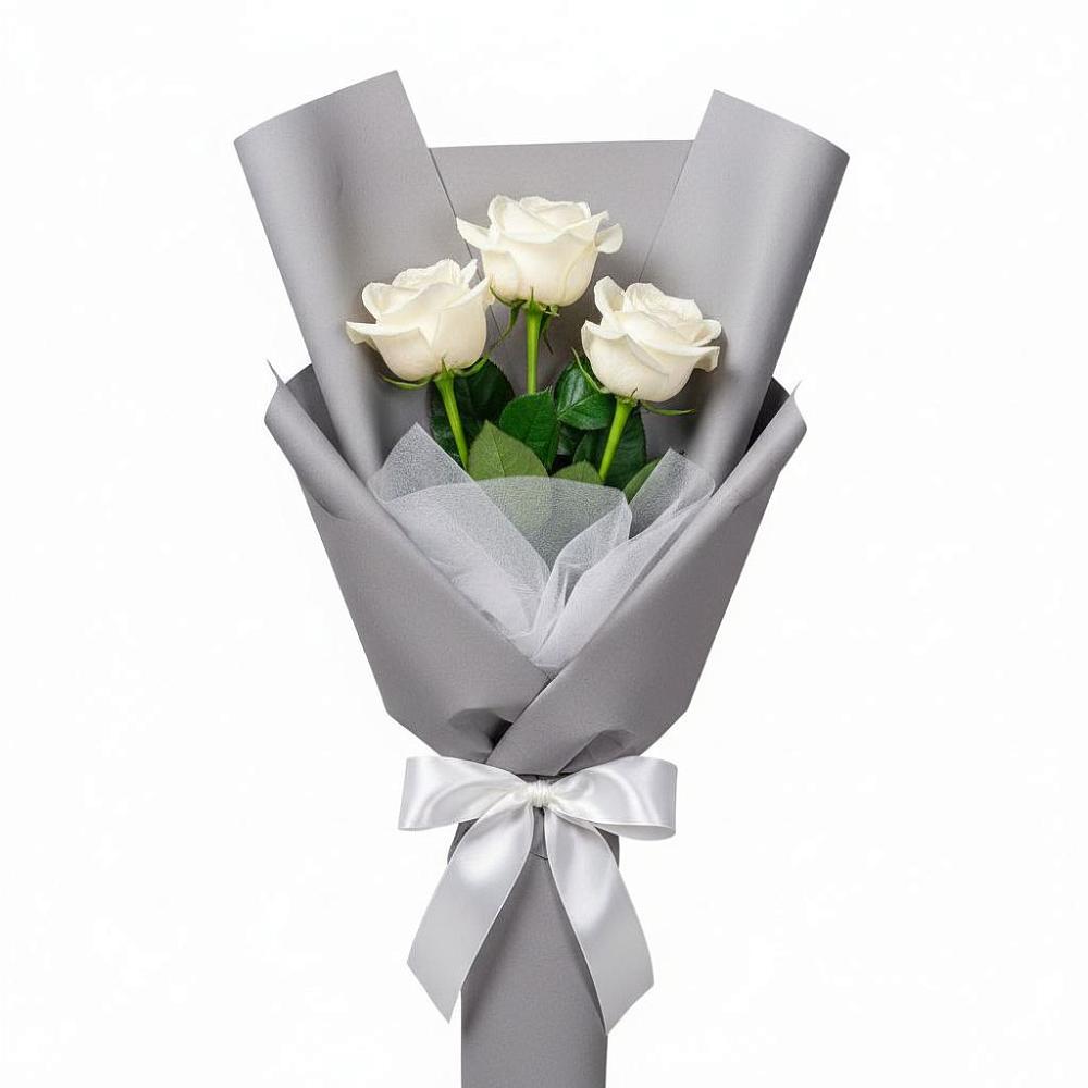 Букет 3 белые розы в Стекольный