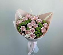 Букет цветов из:  Розы и Хризантемы в Стекольный