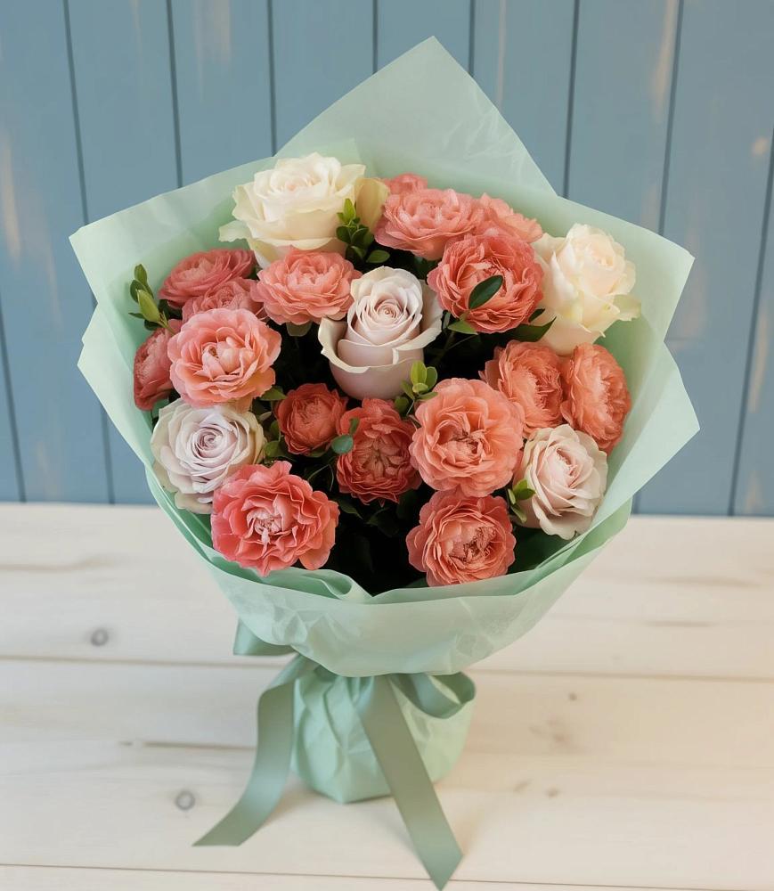 Букет цветов из: Розы в Стекольный