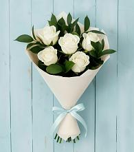 Букет цветов из:  Розы в Стекольный