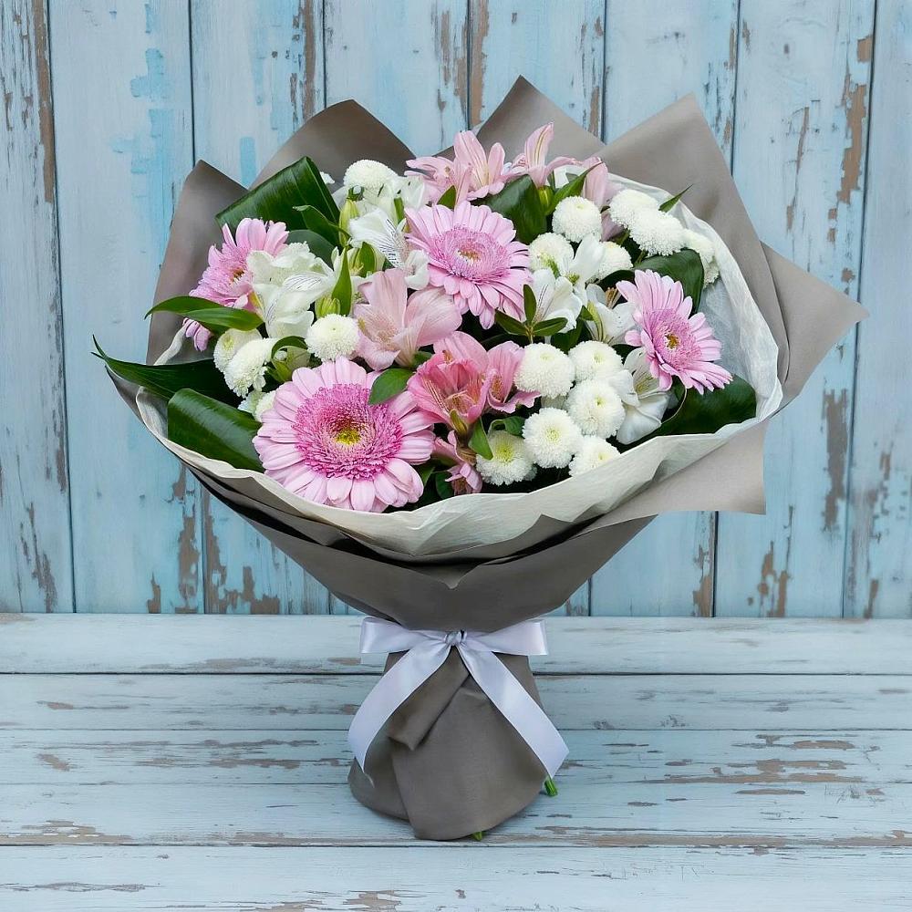 Букет цветов из: Герберы, Альстромерии и Хризантемы в Стекольный