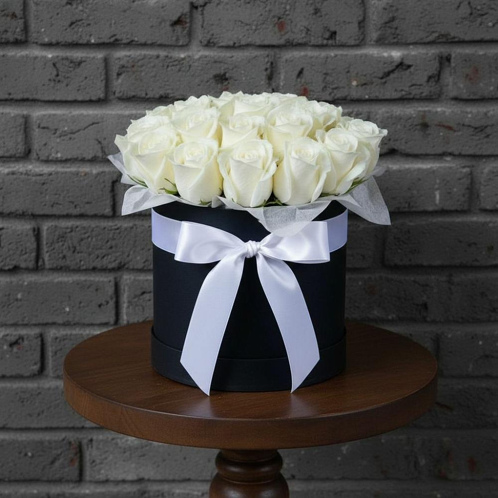 Цветочная композиция из Розы в шляпной коробке в Стекольный