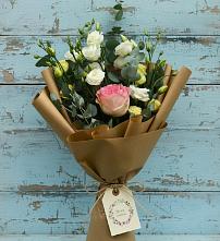 Букет цветов из:  Розы и Лизиантусы #REPLACE_PRED# Стекольный