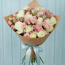 Букет цветов из:  Розы в Стекольный