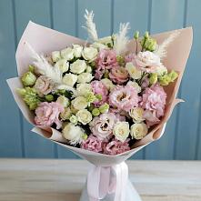 Букет цветов из:  Альстромерии и Розы в Стекольный