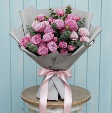 Букет цветов из:  Розы в Стекольный